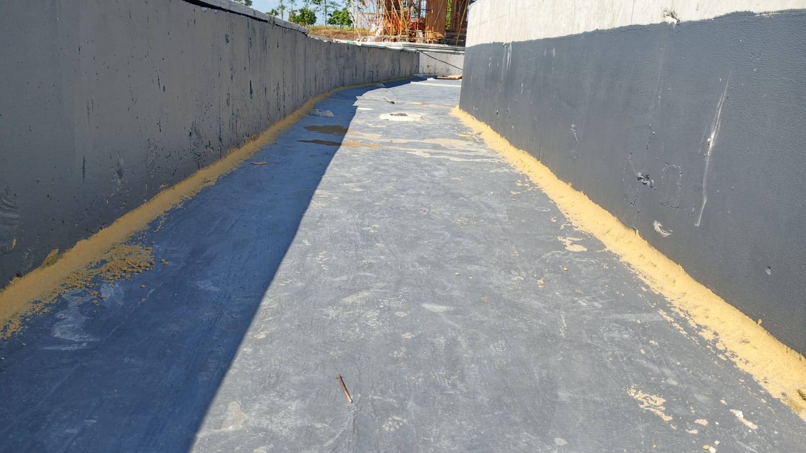 Area pekerjaan coving pada struktur beton Proyek Vila Dhoho Kediri