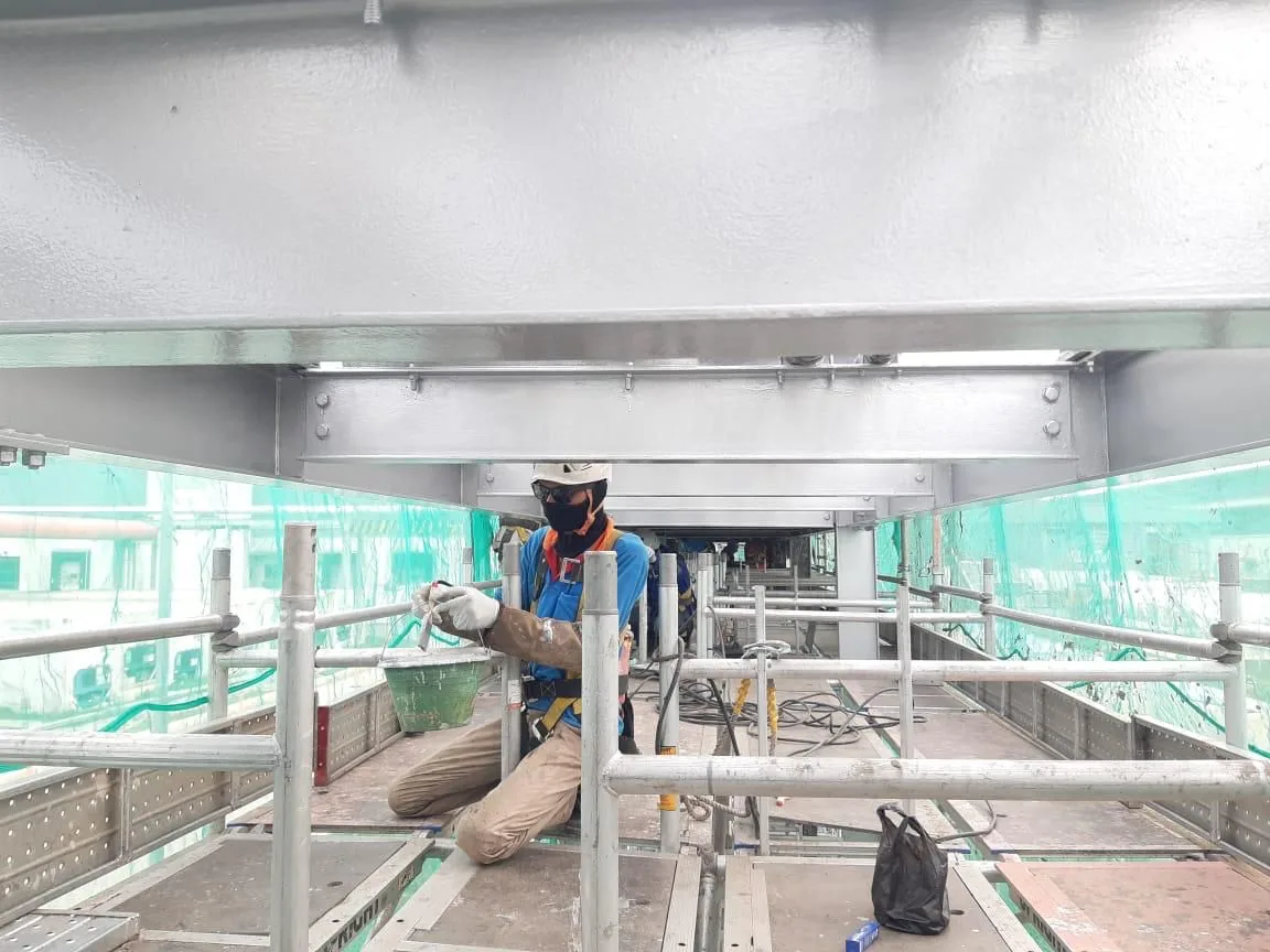 Aplikasi coating struktur baja oleh Cakratek