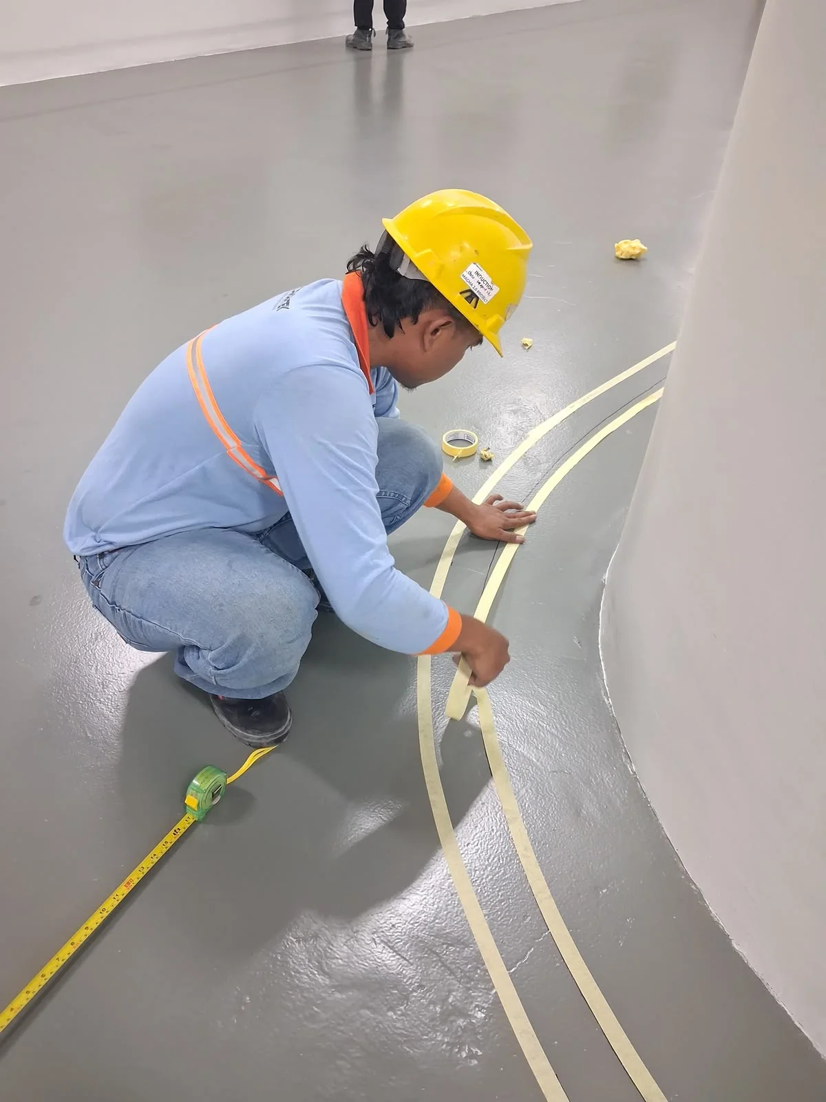 Pekerjaan floor marking lantai pabrik